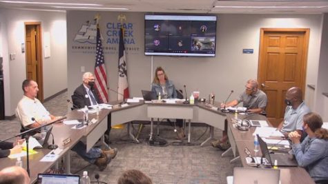 Clear Creek Amana Board  of directors discusses mask mandate issues 